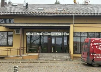 Tūrinė reklama 121 automobiliai 4 1 Masteridea